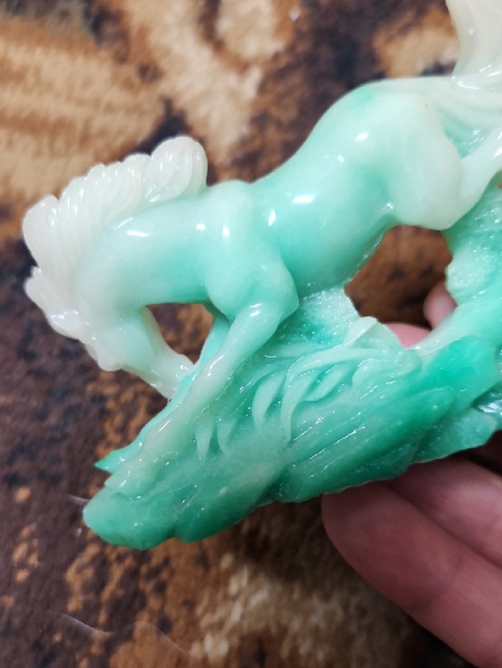 Green Jade-Look Horse Figurine - Picture 5 of 7